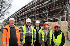 Besichtigung mit Michael Bester-Voß und Dr. Thomas Vinke vom Projektmanagement sowie Markus Funk und Daniela Wendorff vom Klinikum