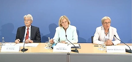 Herr Dr. Husung, Frau Prof. Dr. Wanka und Frau Prof. Dr. Quante-Brandt