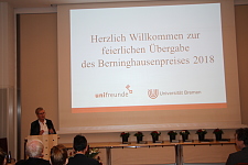 Senatorin Quante-Brandt bei der Verleihung des Berninghausenpreises 2018