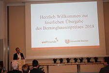 Senatorin Quante-Brandt bei der Verleihung des Berninghausenpreises 2018