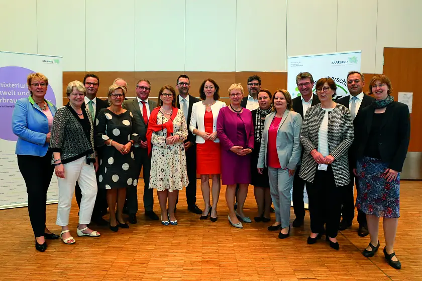 Die Ministerinnen und Minister, Senatorinnen und Senatoren bei der 14. Verbraucherschutzministerkonferenz. Foto: Sebastian Bauer