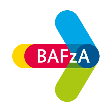 Ein bunter Pfeil nach rechts. Logo Bundesamt für Familien und zivilgesellschaftliche Aufgaben 